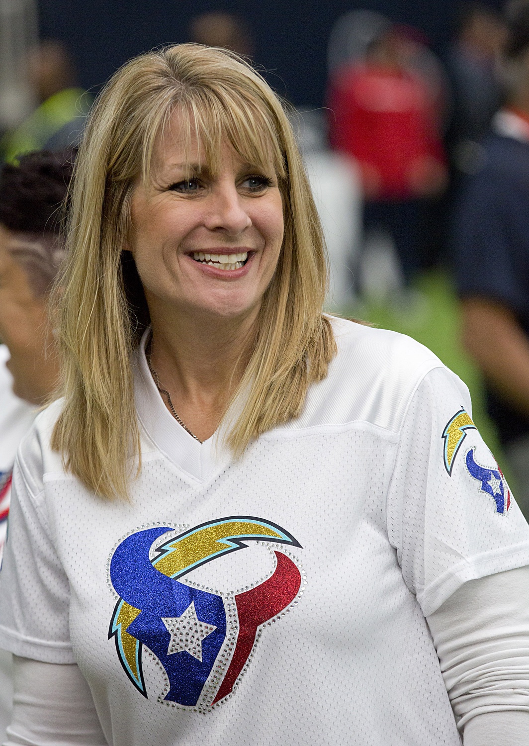 House divided? Watt family cheers on Texans, Chargers